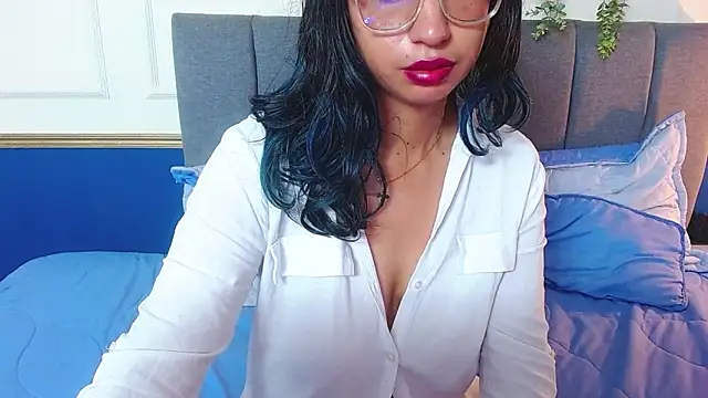 Violet_2003 webcam