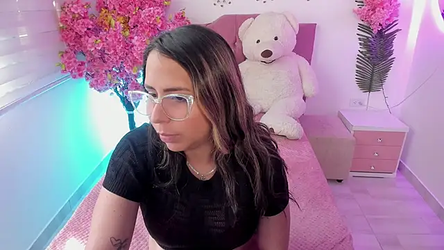 Sharon_rhodes_ live cam on StripChat