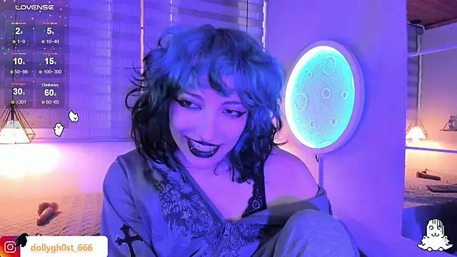 Ghosty_Doll live cam on StripChat