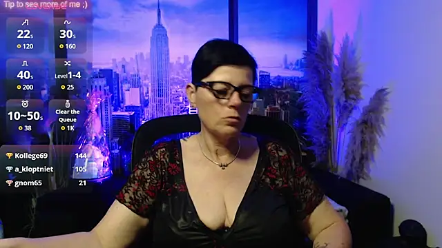 ninarandmann live cam on StripChat