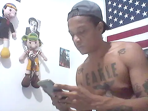 elpeluchenegroxxx3 webcam