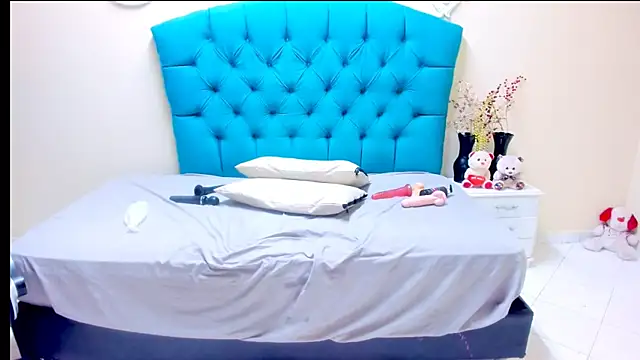 Nayla_Garner webcam