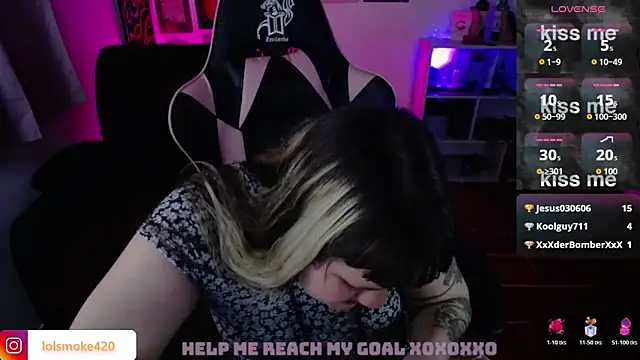 Bdsm_and_fries webcam