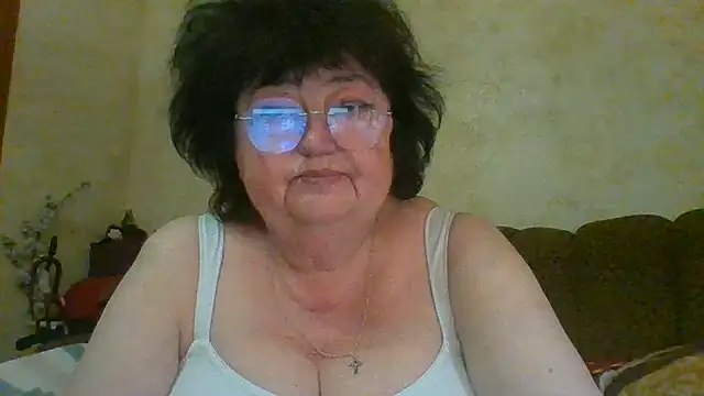 MilaSky5303 live cam on StripChat