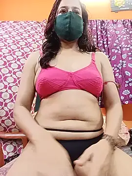Hotpuja25 webcam