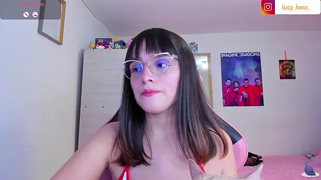 Lucyy-hess webcam