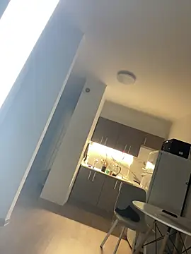 April_Purr webcam