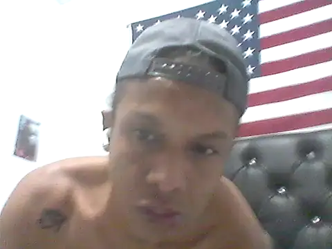 elpeluchenegroxxx3 webcam