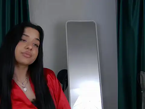 MissNaomiBelle webcam