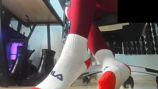 MissAlmaFenix live cam on StripChat