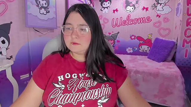 Dulce_meow live cam on StripChat