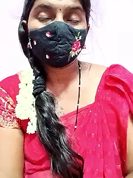 CuteDevilAnu webcam