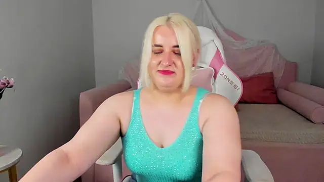 LioraArdyn webcam