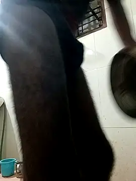 Chocolate_stud10 live cam on StripChat