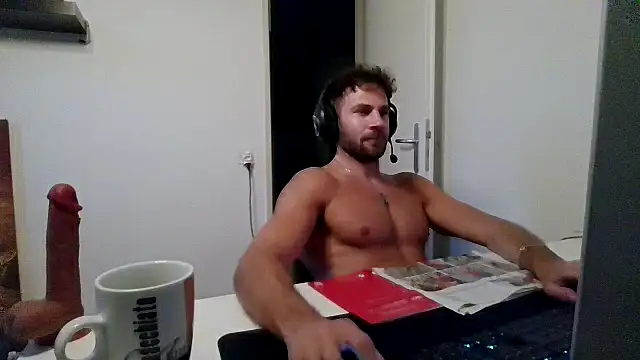 alpha-hunk live cam on StripChat