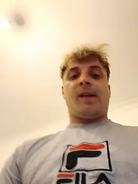 Levarboy
