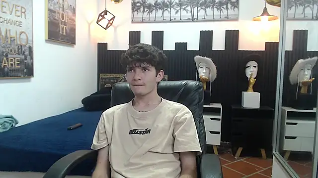 trevor_mob live cam on StripChat