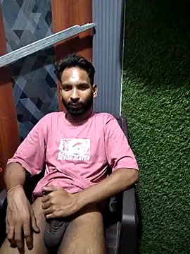Akki-101 live cam on StripChat