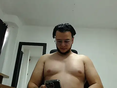 Funday99 live cam on StripChat