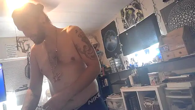 Makethatpussypurr webcam