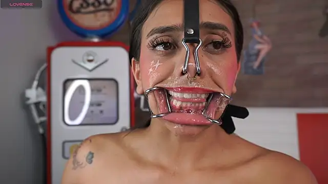 miss_collins webcam