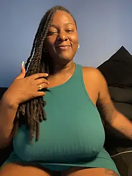 GirthGoddessCoco webcam