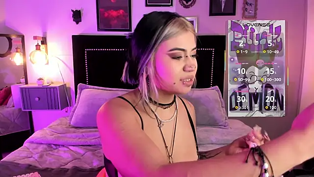 pinkk_deemon webcam