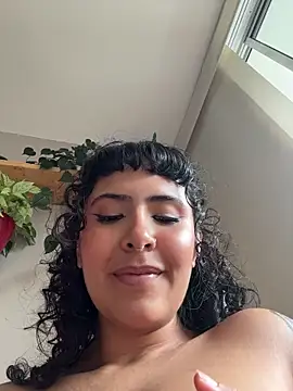 SugarTroubl33 webcam
