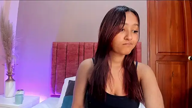 FreyaCameron webcam