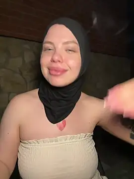 RedheadQueen_ webcam