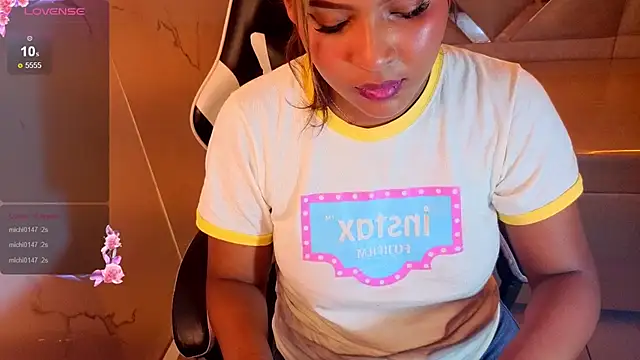 naomitp webcam