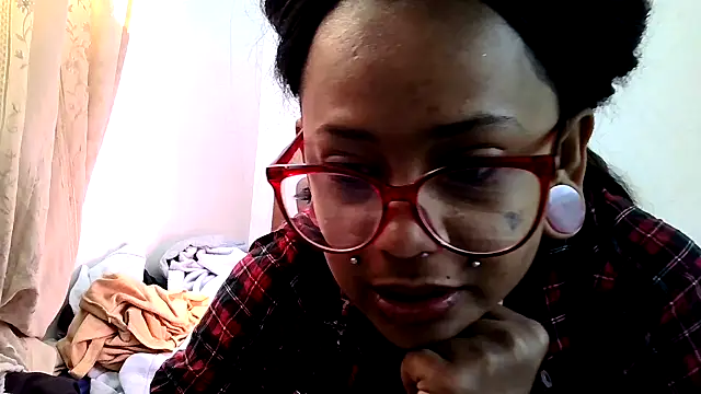 xblackstarX1 webcam