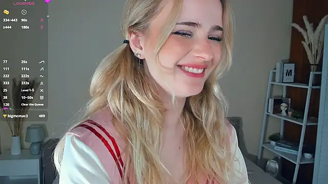 PorcelainBun webcam