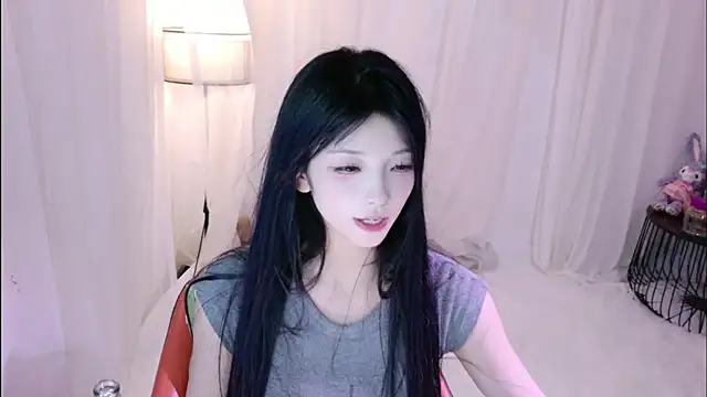 Zoe-001 webcam