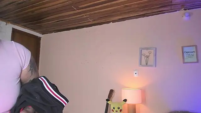 naomy_ruiz_ webcam
