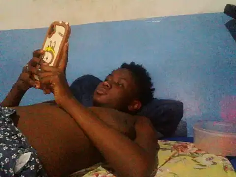 cutey_pie24 webcam