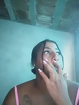 Giselabrunette25 webcam