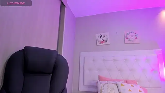 nicole__parker1 webcam