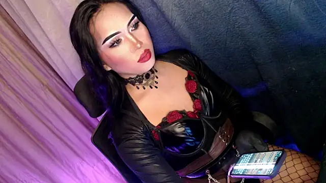 Hail_ur_Dominant webcam