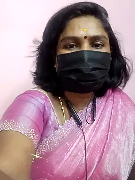 Miss-Maggi webcam