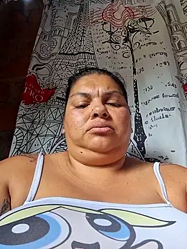 Juli_Powl webcam