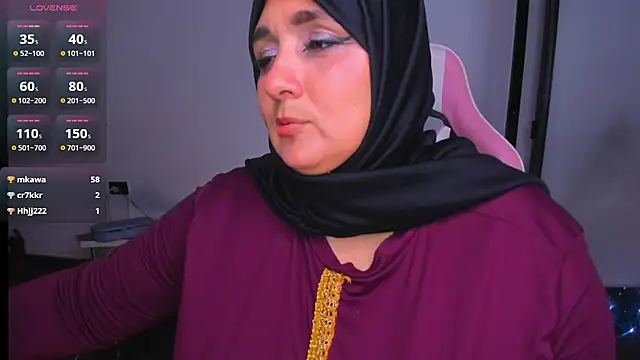 HijabiMilff webcam