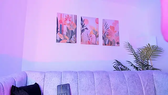Velvet_Noir_ webcam