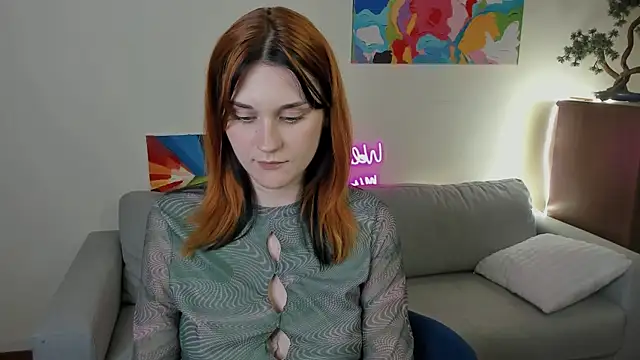 elani_lune webcam