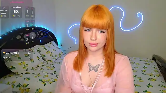 VelvetEmber webcam