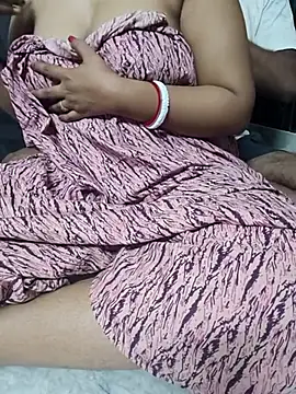 indrapriya25 webcam