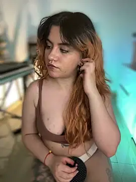 NikkiNix webcam