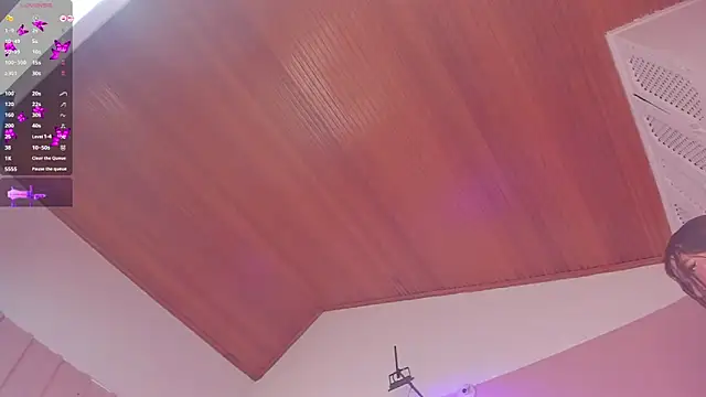 elodie_walker live cam on StripChat