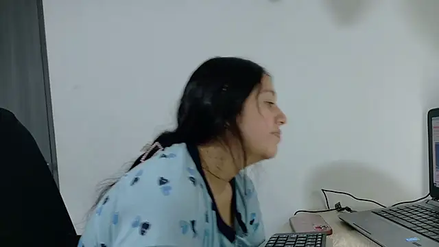 KOREN_JALAA webcam