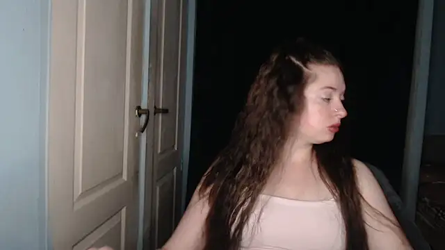 ryhhnnagold99 live cam on StripChat